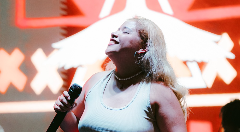 La voz de Sonsón llega al mundo: Anlly Marín entra al EA Sports FC 26 con su canción “Flores Blancas”