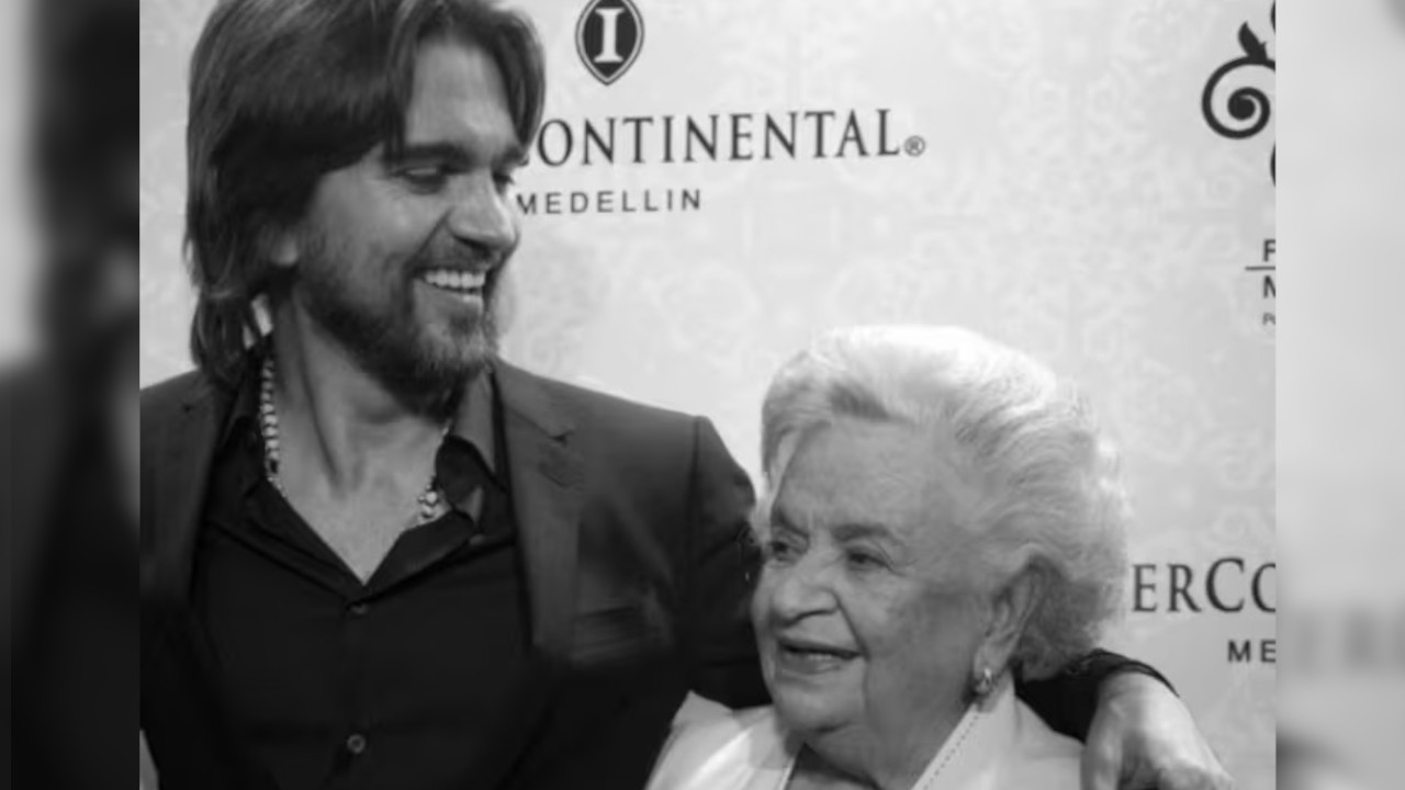 Juanes vive un momento difícil tras la muerte de su madre