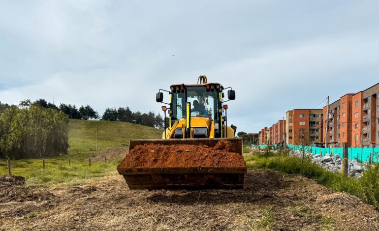 Obras de acueducto y alcantarillado en la Circunvalar Occidental de La Ceja