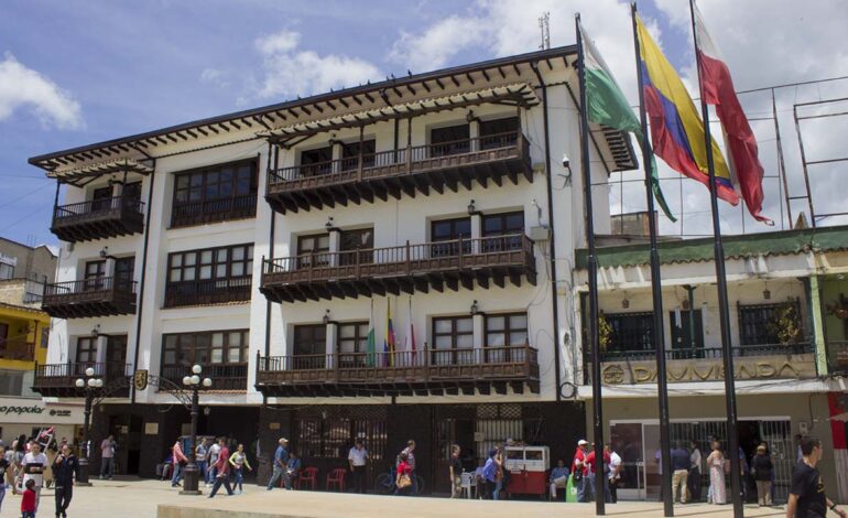 Nueva estructura administrativa de la Alcaldía de Rionegro que mejora la atención ciudadana y fortalece áreas clave como familia, seguridad y cultura.