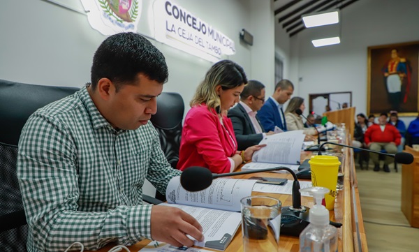 convocatoria para Secretario del Concejo Municipal de La Ceja 2025-2026