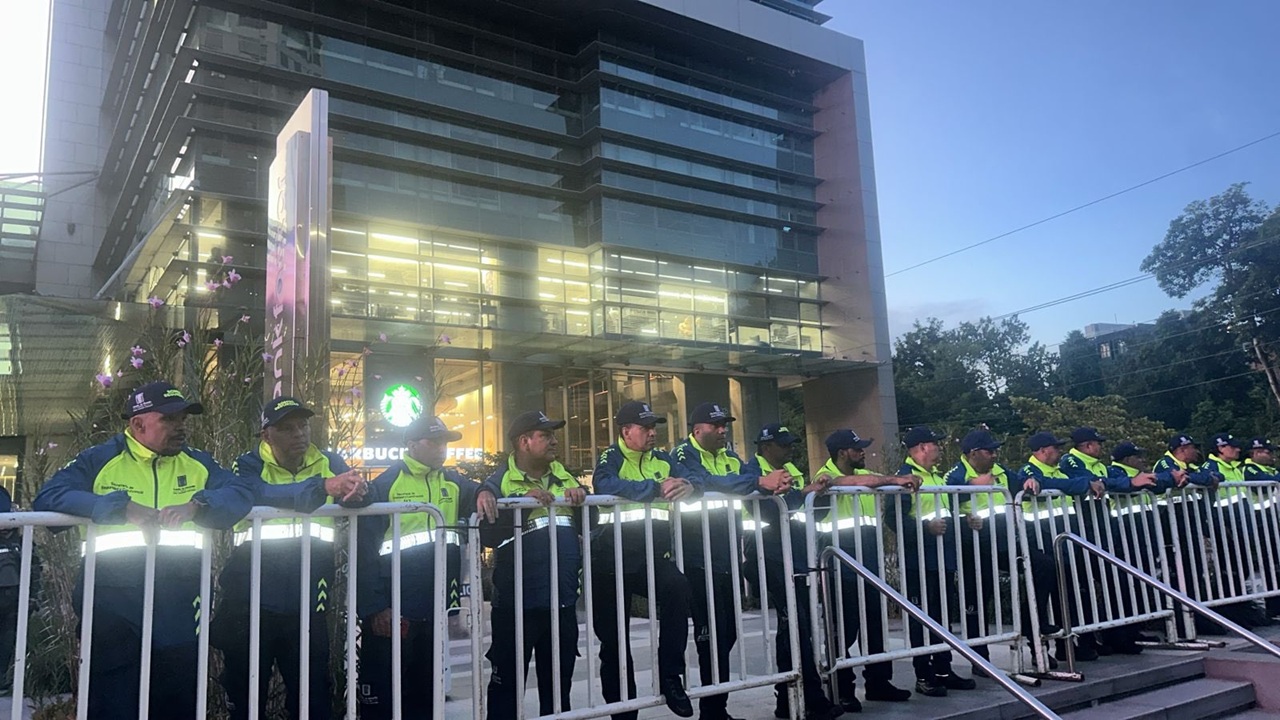 Disturbios en marchas de Medellín: Secretario de Seguridad Manuel Villa ordena intervención ante actos de vandalismo