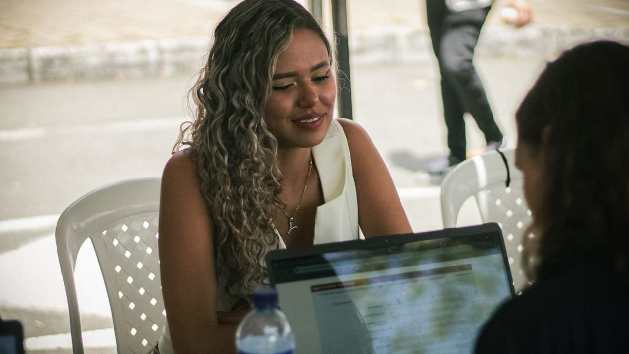 Más de 30 empresas se reunirán en Medellín para ofrecer vacantes y asesorías a jóvenes en Festival de Oportunidades