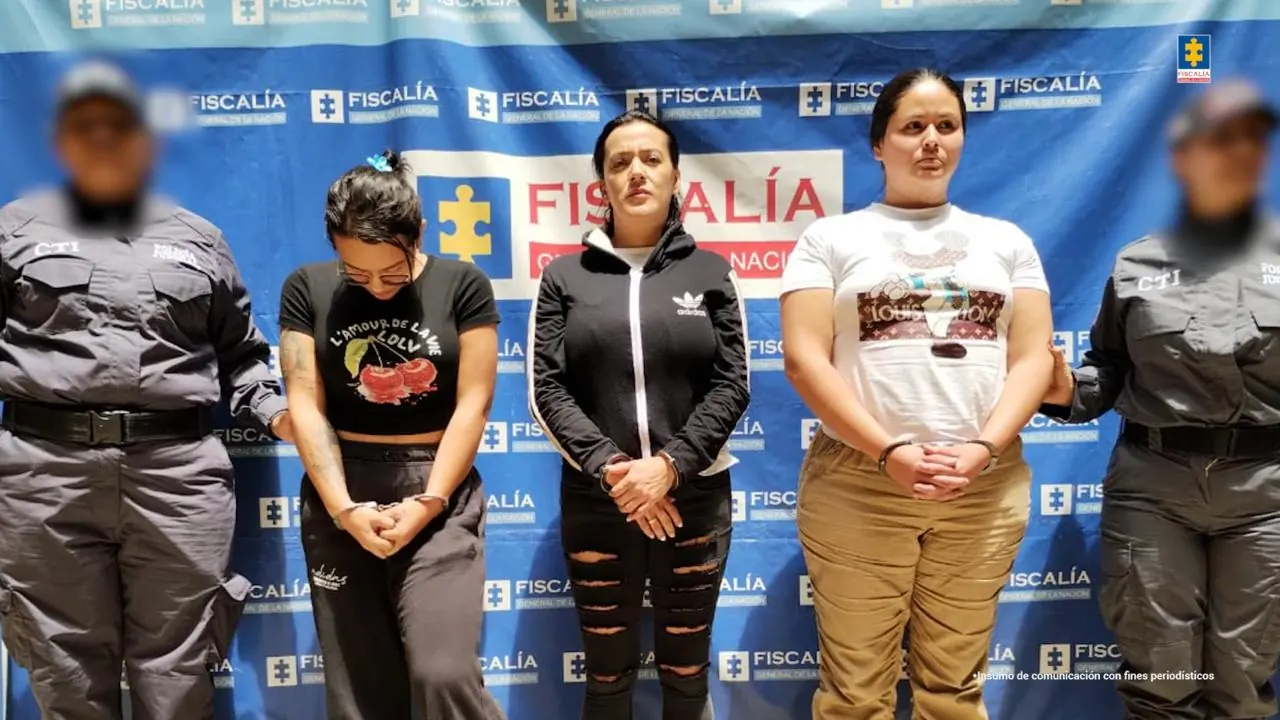 Tres judicializadas en Medellín que estarían ofreciendo cirugías estéticas por redes sociales; hay 24 víctimas con problemas de salud