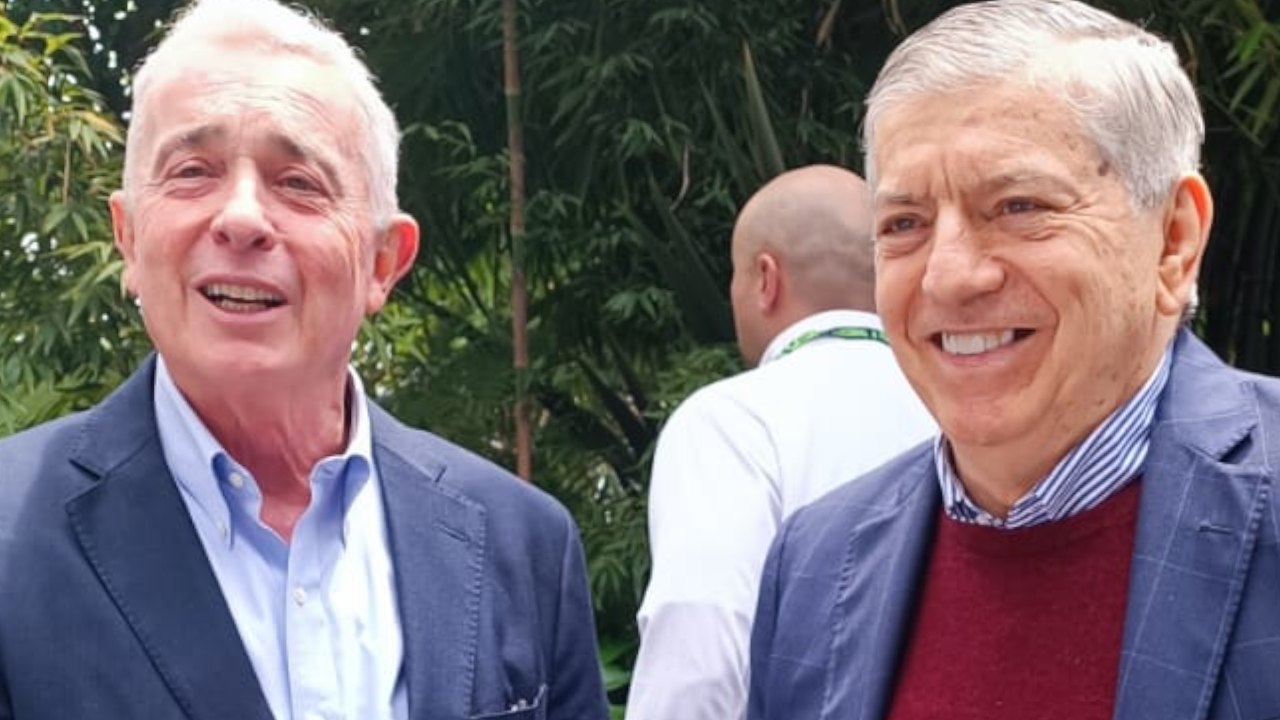 Uribe y Gaviria fortalecen alianza democrática con miras a elecciones de 2026
