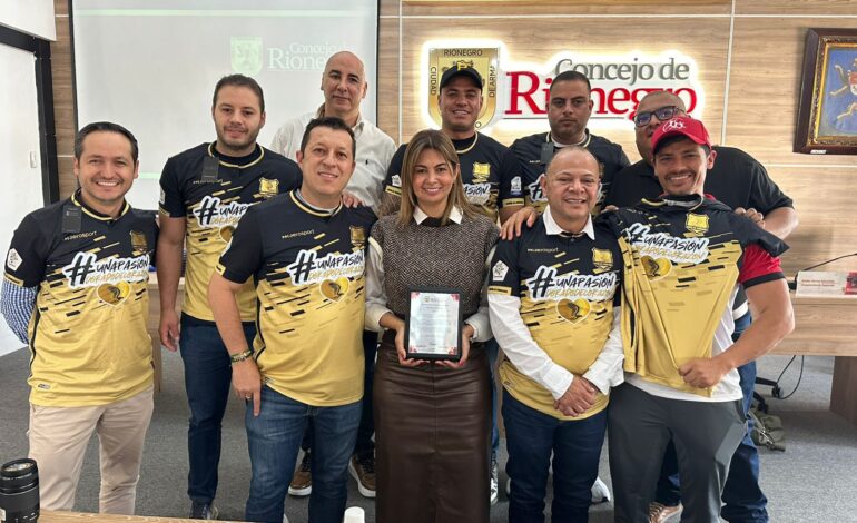 José Fernando Salazar, director deportivo de Águilas Doradas, presenta informe ante el Concejo Municipal de Rionegro.