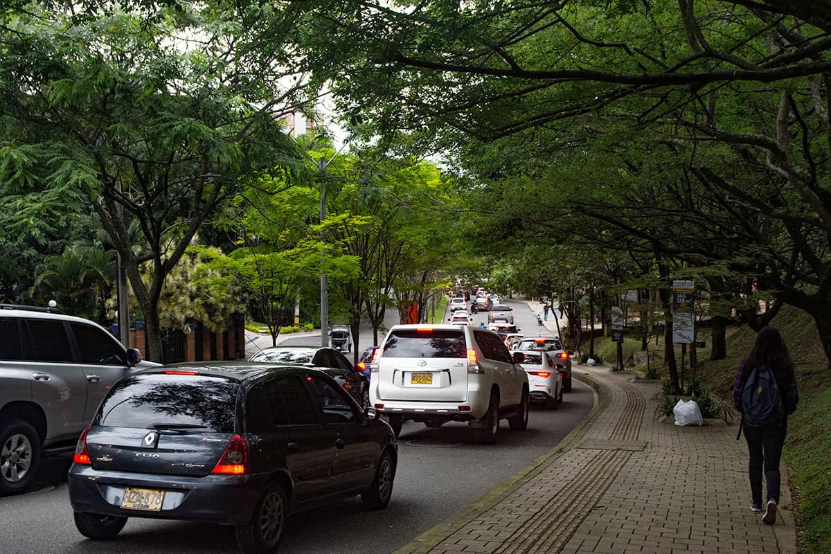Cierre temporal en retorno de Los Balsos por seguridad vial: prueba piloto inicia este 4 de noviembre