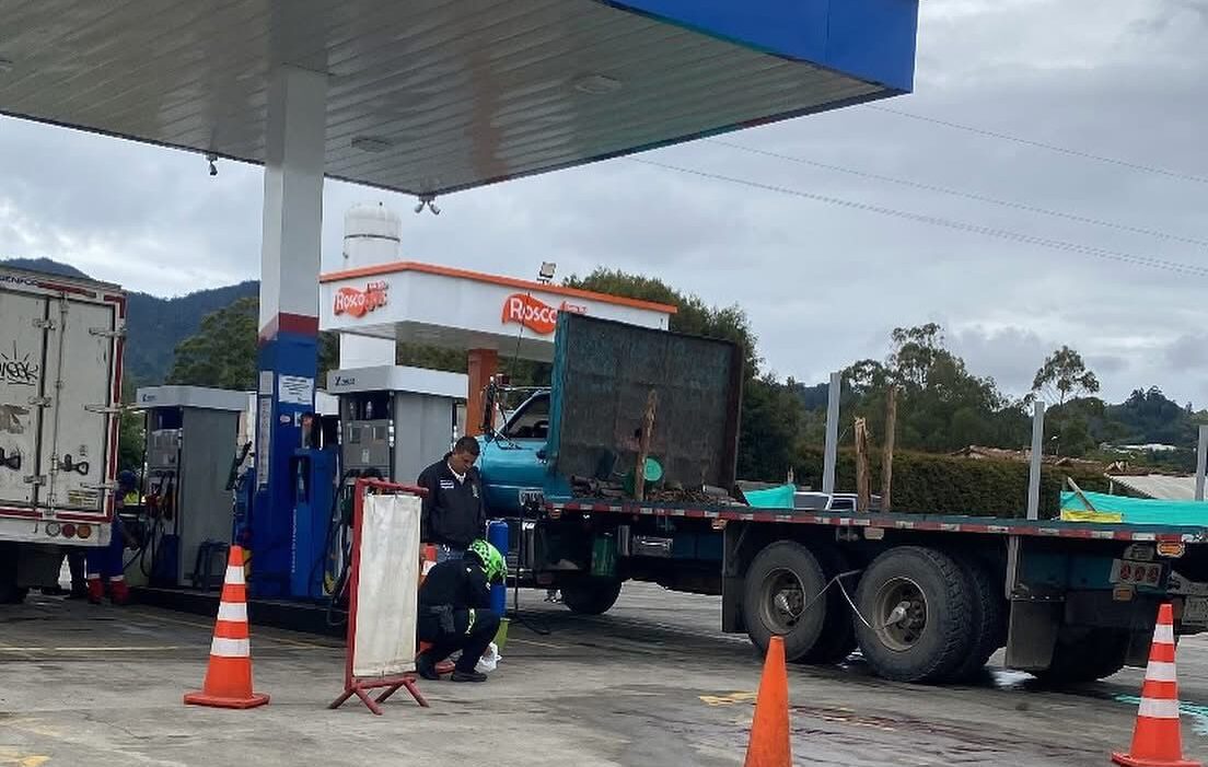 Delincuentes en moto atacaron a un hombre en La Ceja después de que retirara una alta suma de dinero