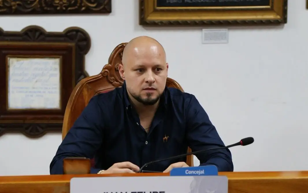 Juan Felipe Urrea Ramírez es elegido presidente del Concejo de Marinilla para 2026 tras una votación unánime