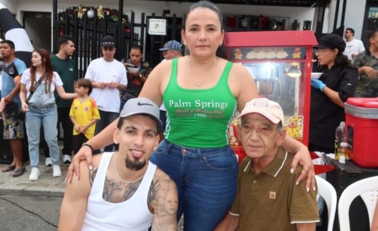 Daniel Muñoz vuelve a Niquía en vacaciones y demuestra que la fama no le borró las raíces