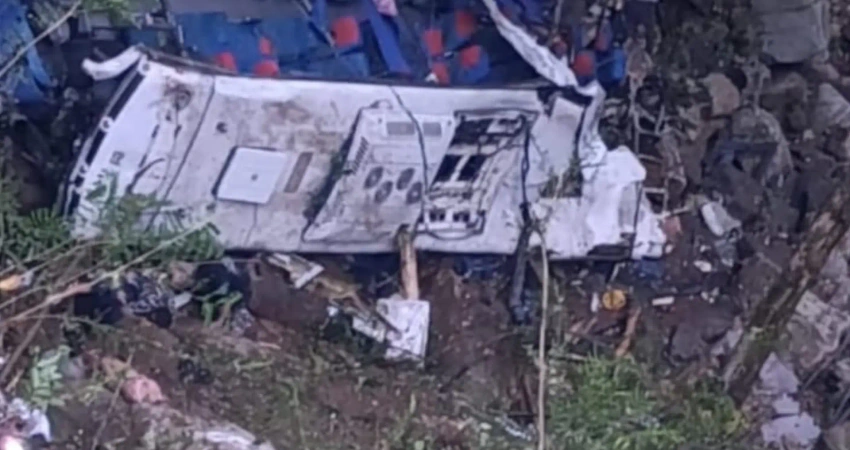 Antioquia decreta tres días de duelo por las víctimas del accidente en el Nordeste