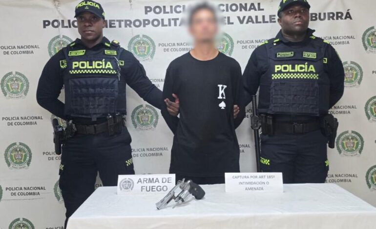 Capturado hombre que intentaba atracar a un taxista en el occidente de Medellín