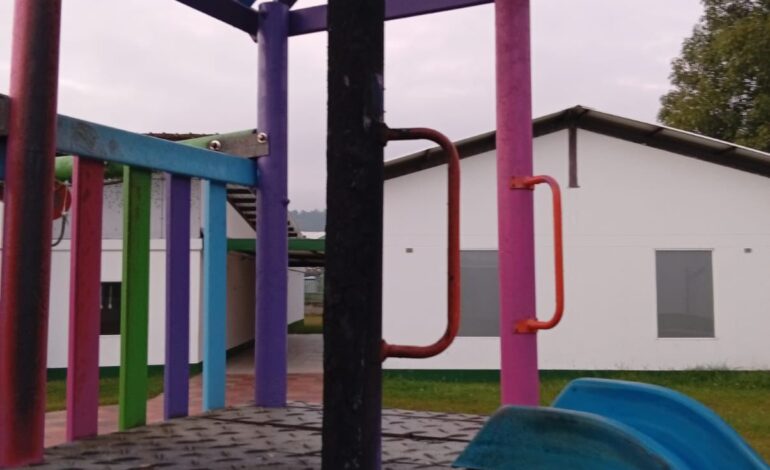 Incendio en el CDI La Aldea de La Ceja tras caída de un globo en la madrugada de Navidad.