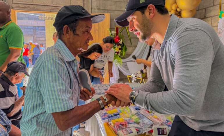 Entrega de ayudas técnicas a personas con discapacidad en el Magdalena Medio de Sonsón.