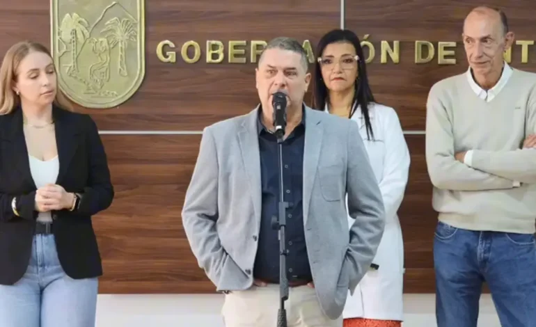 Gerente del hospital de Itagüí rompe en llanto por salarios atrasados y crisis de insumos
