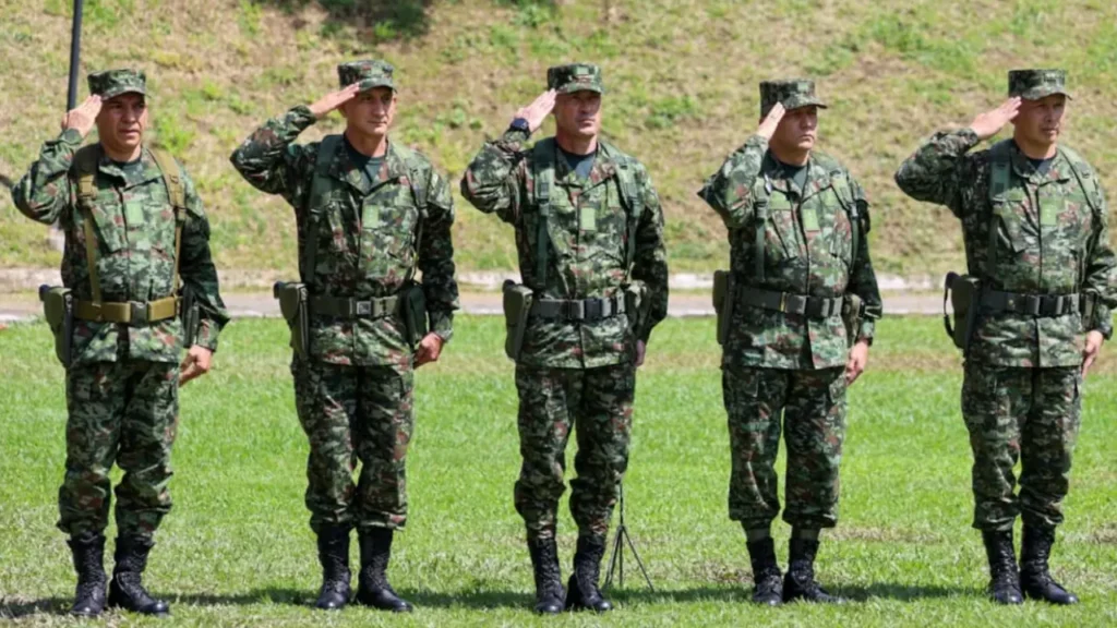 El Ejército Nacional realizó en Medellín la transmisión de mando de la Séptima División