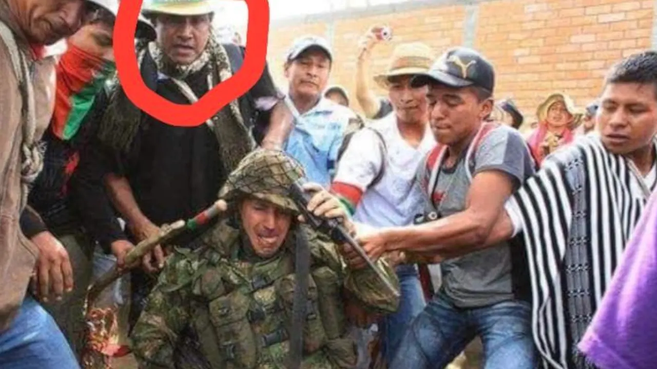 Nuevo Ministro de la Igualdad aparece en video de linchamiento a soldados en Cauca