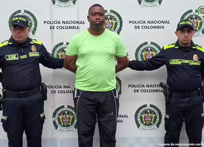 Fiscalía judicializa entrenador de fútbol por pornografía infantil en Medellín