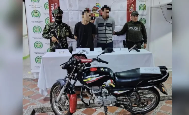 Capturados presuntos ladrones de buses en Amalfi tras operativo del Ejército y la Policía