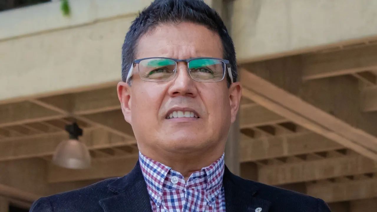 Sale de la rectoría de la Universidad de Antioquia John Jairo Arboleda