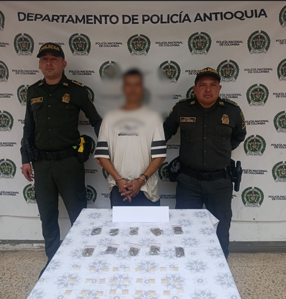 Capturaron en Marinilla a hombre con 36 dosis de estupefacientes durante operativo de control policial