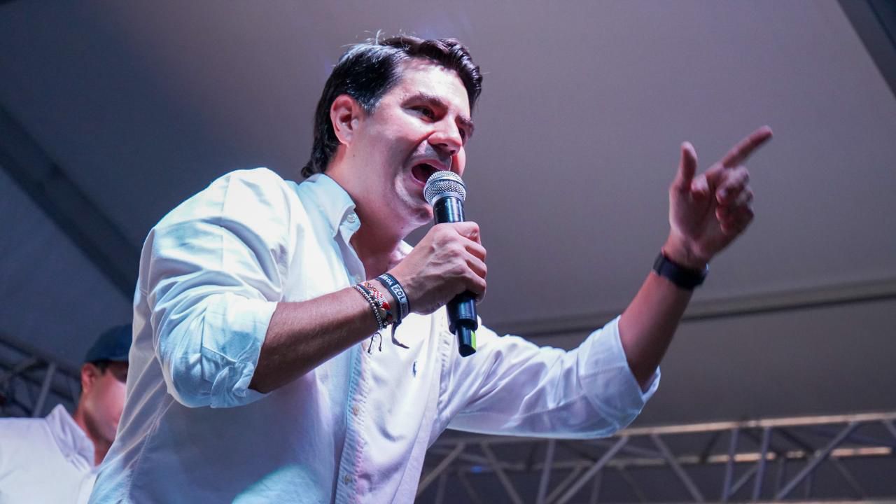 «Vamos a derrotar a la izquierda que está destruyendo a Colombia”: Simón Molina pidió fortalecer carácter, liderazgo y una oposición firme