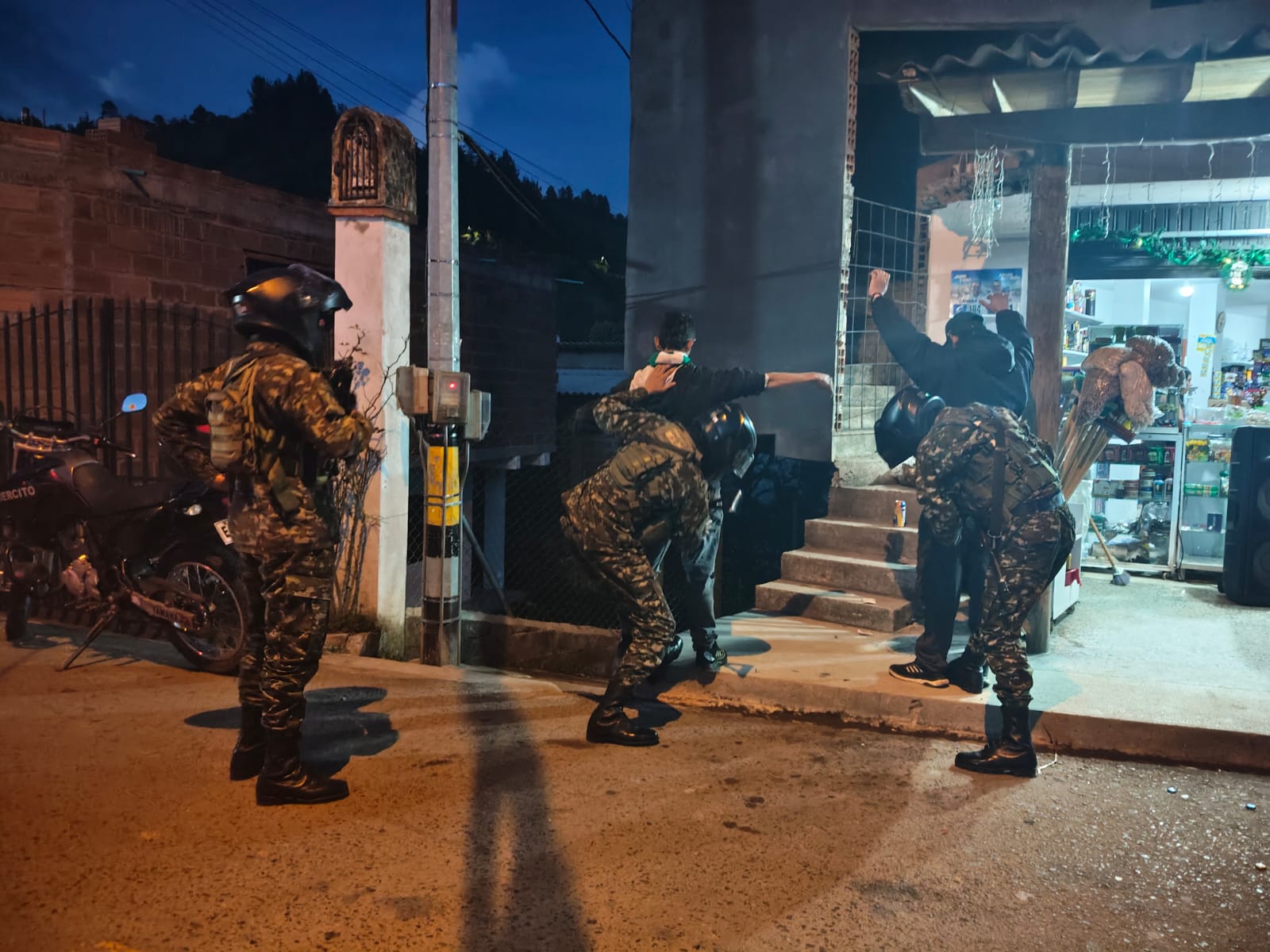 Operativos en Guarne dejaron cuatro capturados