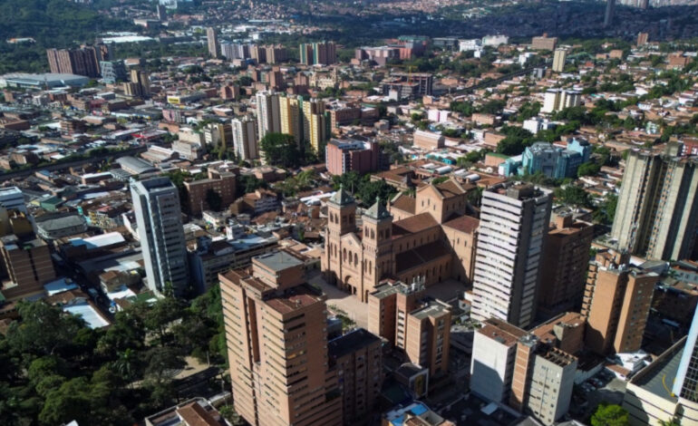 Alerta en Medellín por denuncias de estafa con concesionario de vehículos
