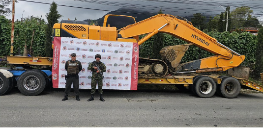 En Sonsón incautaron retroexcavadora vinculada a minería ilegal
