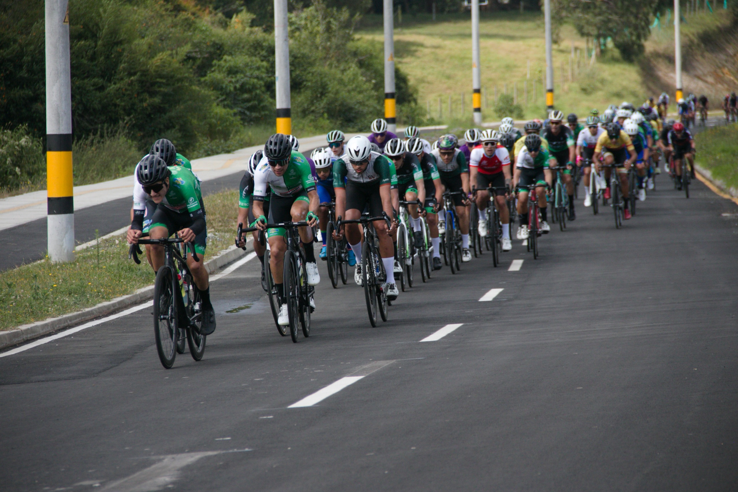 Tres días de ciclismo en Rionegro: anuncian cierres viales por la XXI Clásica Ciudad Santiago de Arma