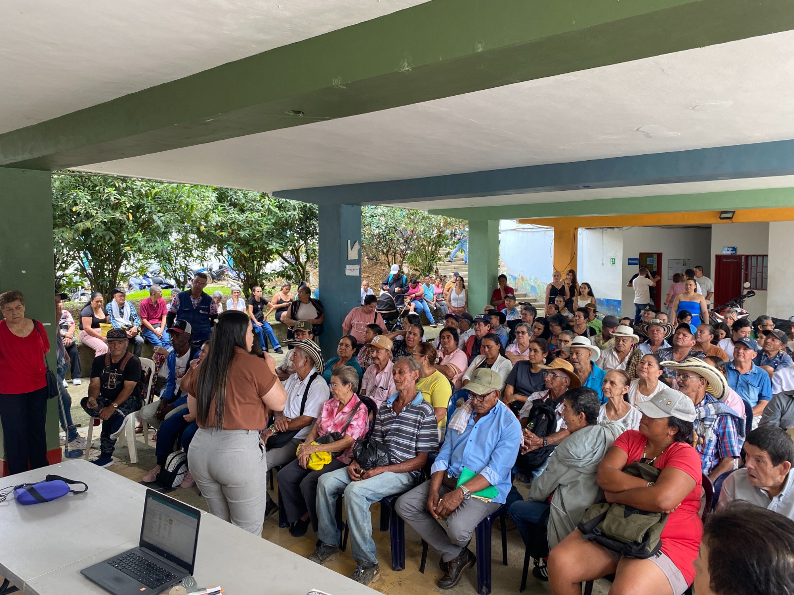 Más de 1.900 adultos mayores reciben atención social en San Carlos