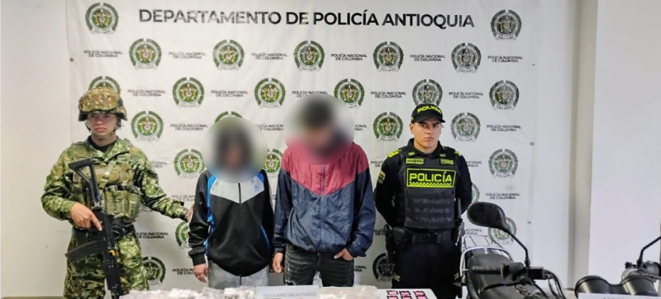 Capturan a dos hombres con estupefacientes y munición en la autopista Medellín-Bogotá, en El Santuario