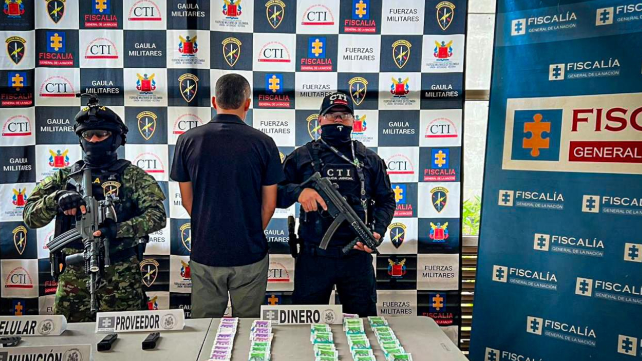 Capturan en Medellín a alias Flaco señalado de mover dinero y coordinar reclutamientos para grupo armado ilegal