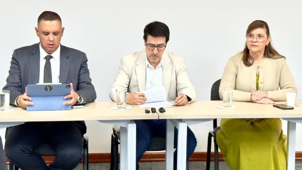Informe revela avances y retos en el diálogo entre Gobierno y EGC en cinco municipios