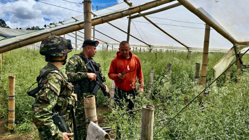 Ejército intensifica operativos en Marinilla con controles en vías, verificación de antecedentes y mayor presencia en zonas estratégicas