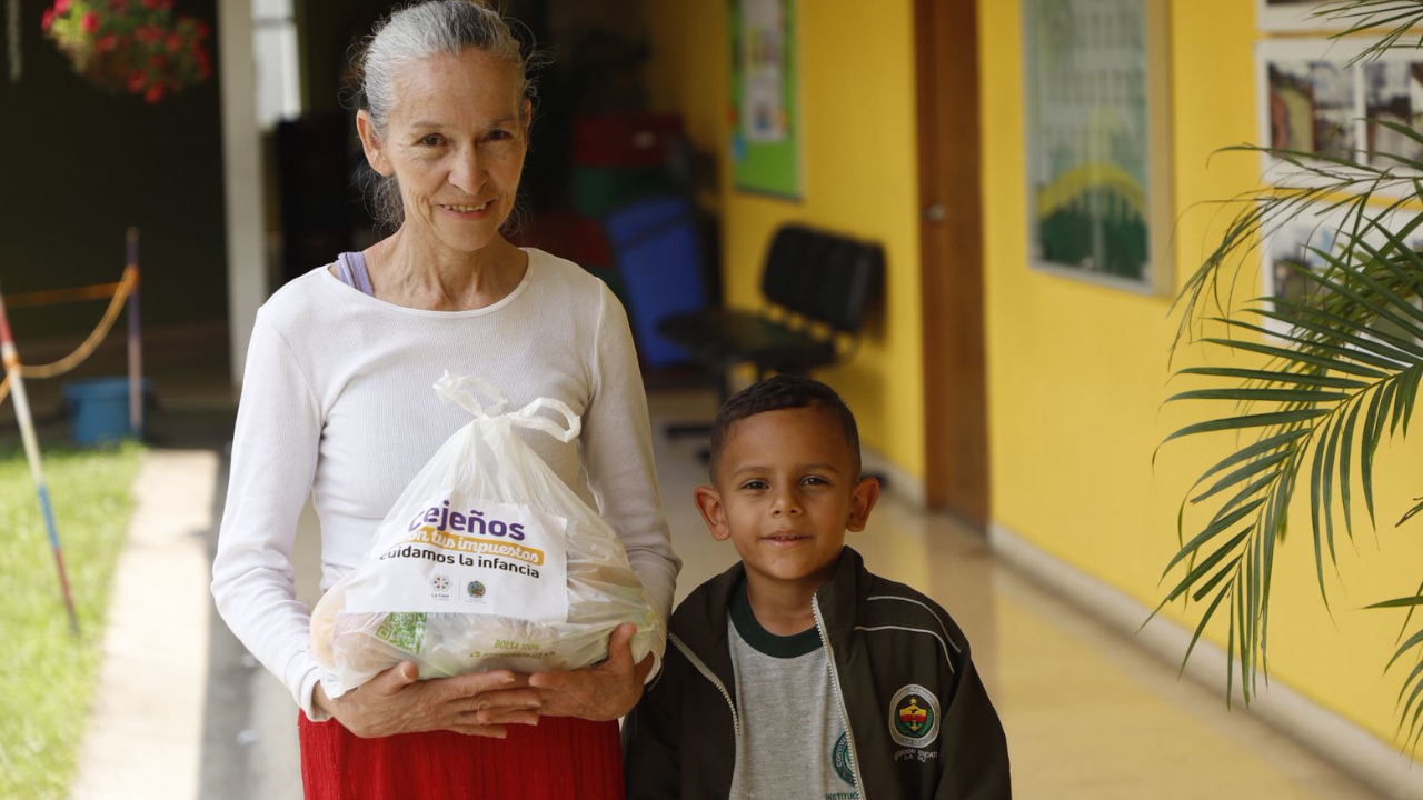 La Ceja aumenta cobertura del PAE y destina 10.000 millones para alimentación escolar en 2026