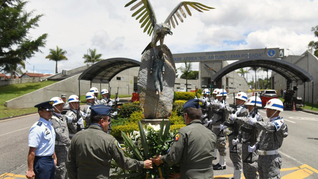 Fuerza Aeroespacial Colombiana realizó en Rionegro homenaje solemne a las víctimas del conflicto en Colombia