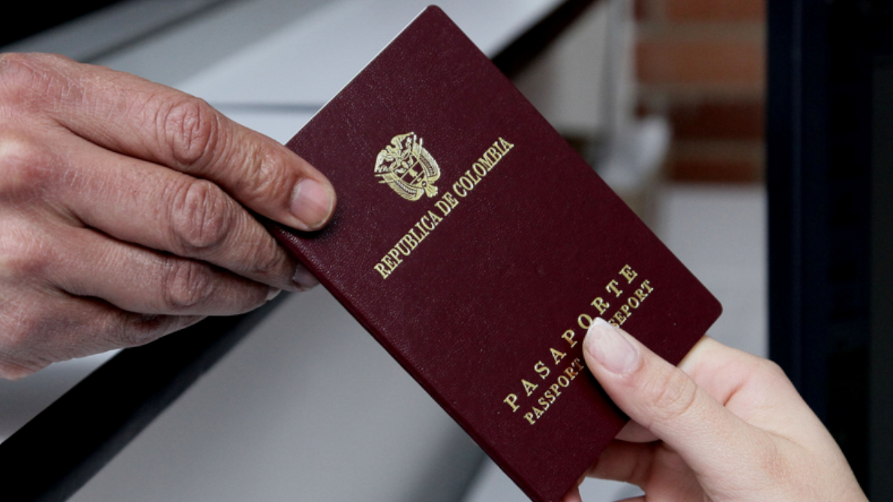 Cancillería asegura que cambio de operador no afectará nuevamente el trámite de pasaportes