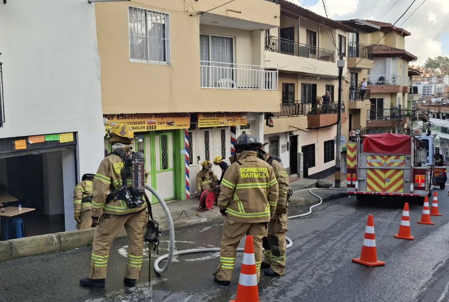 Explosión por fuga de gas en Marinilla deja dos personas lesionadas en establecimiento comercial