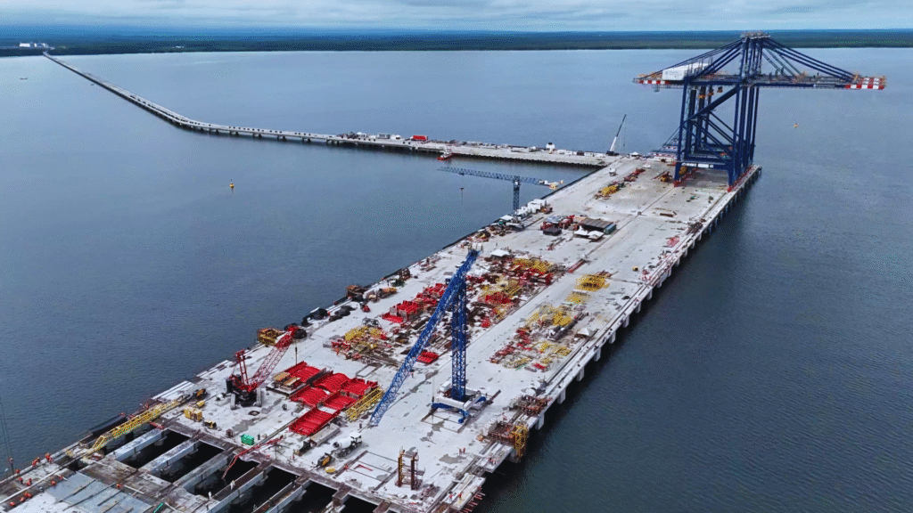 Flores de La Ceja ya salen directo a Europa por Urabá: el nuevo puerto que transforma la economía de Antioquia