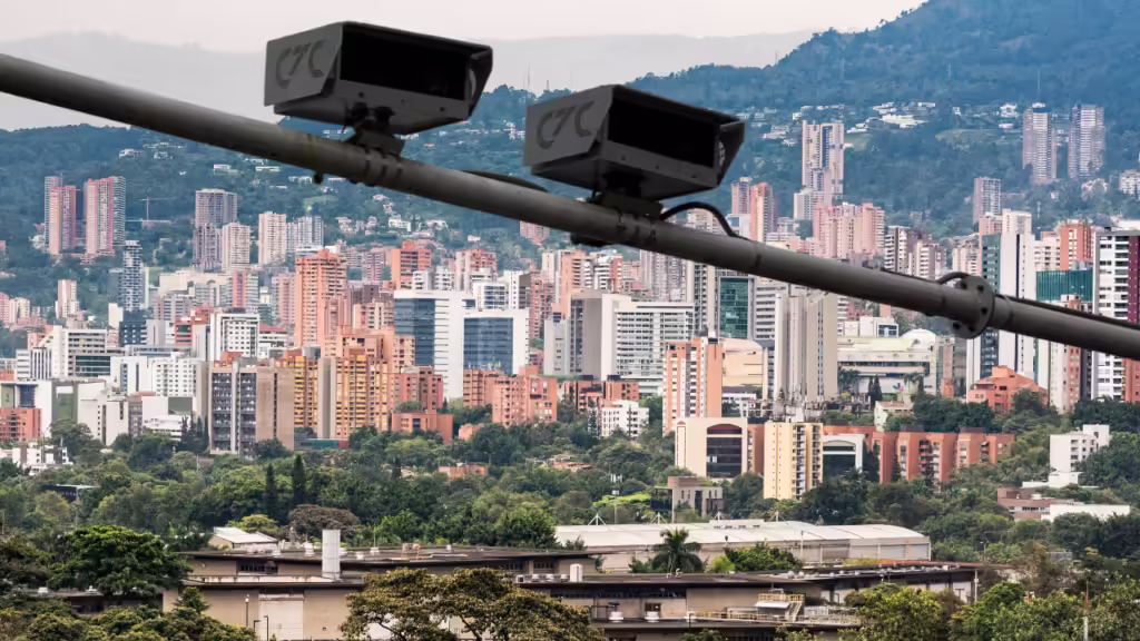 Listado de organismos de tránsito investigados por fotomultas sin aval técnico en Colombia