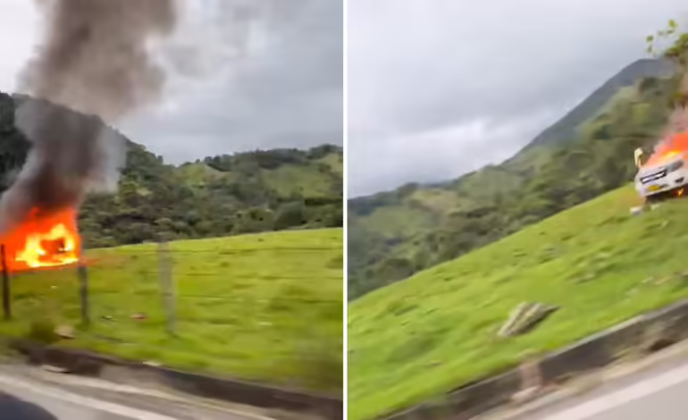 Vehículo incinerado tras ataque armado en carretera Guatapé San Rafael