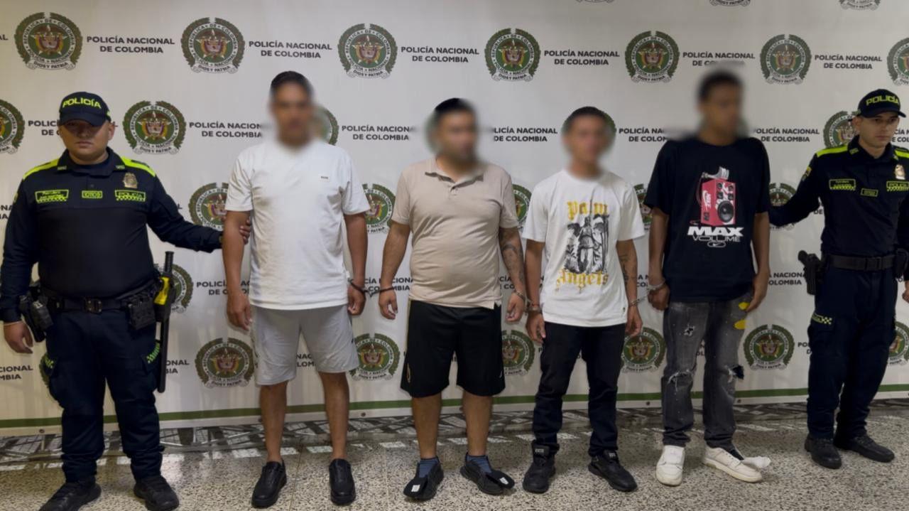 Escándalo en cárcel de Medellín: capturan a cuatro funcionarios por delitos sexuales y tráfico de drogas