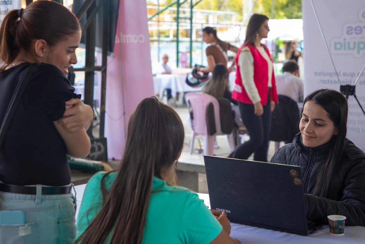 La Ceja impulsa a sus empresarios: abre convocatoria con acompañamiento especializado junto a CEIPA