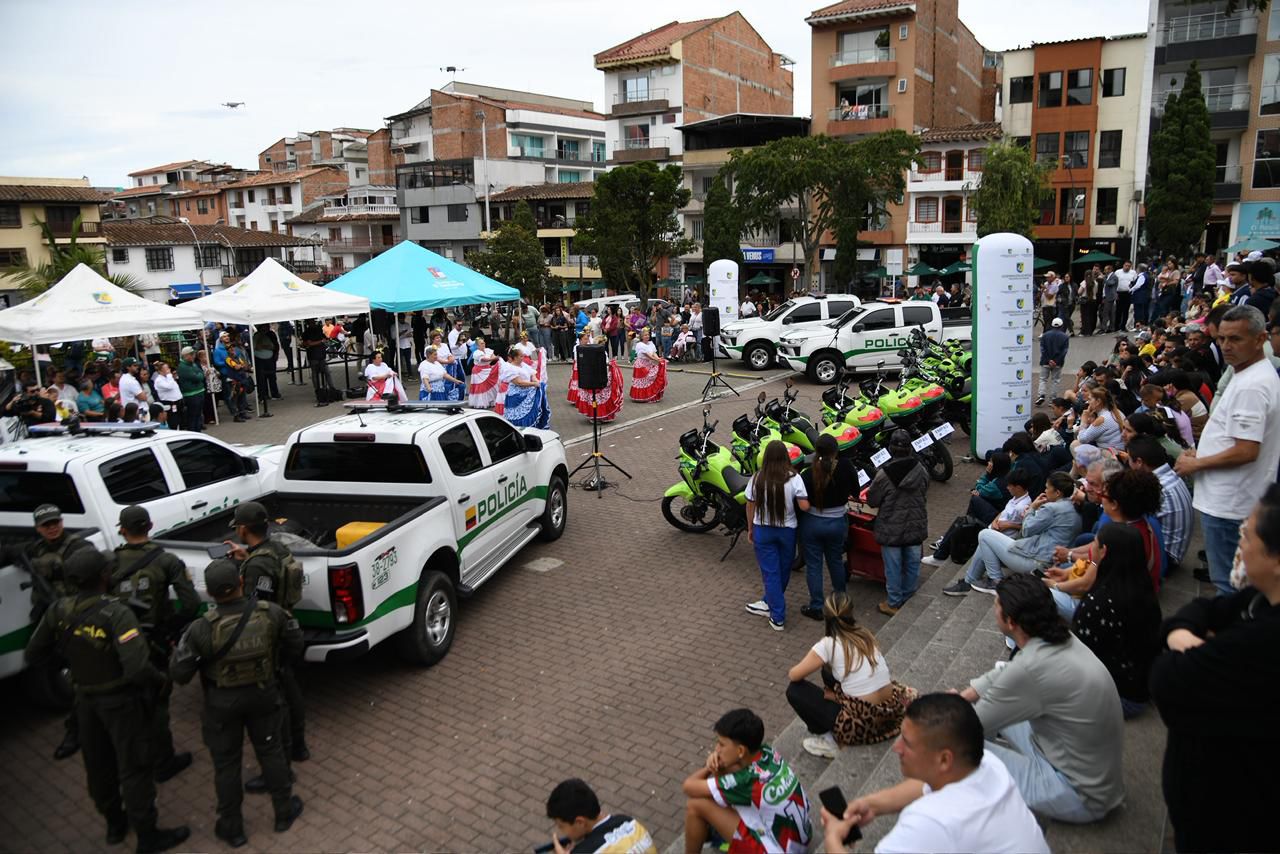 Gobernador Andrés Julián activó cuatro nuevos EMPÁS para reforzar la seguridad en Antioquia