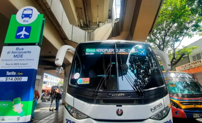 Nuevo paradero de Combuses en centro comercial San Diego para ruta al aeropuerto