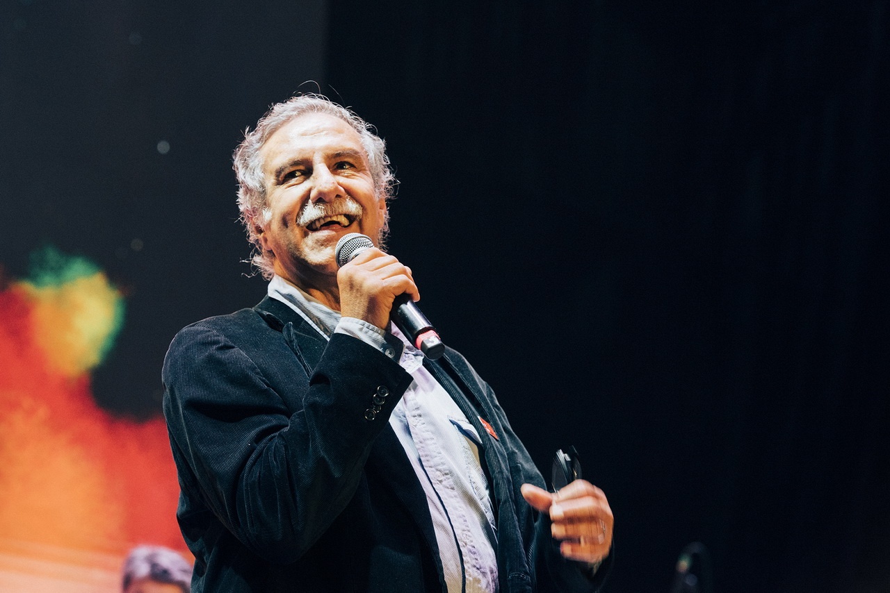 Víctor Gaviria llegará al Centro Comercial San Nicolás para una tertulia literaria abierta al público