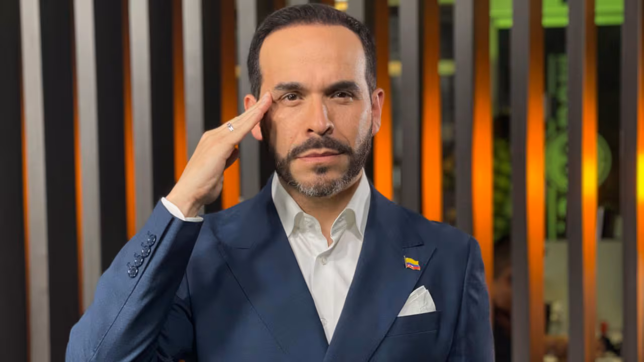 Abelardo de la Espriella: quién es el abogado que llegó a la Presidencia de Colombia y cómo construyó su camino al poder