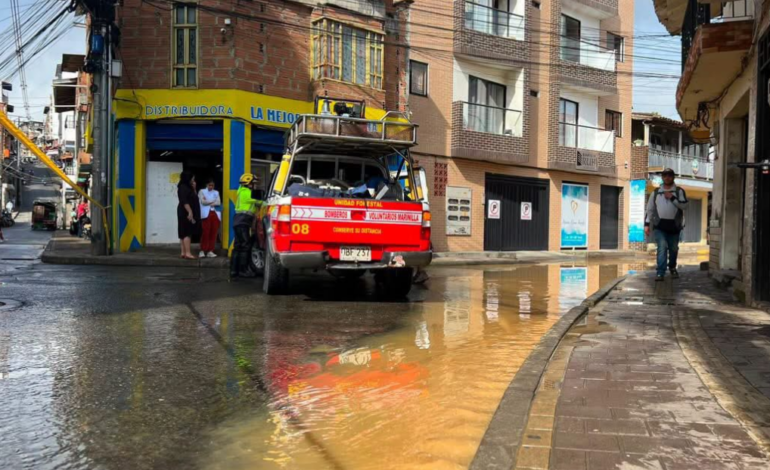 Organismos de emergencia realizan monitoreo tras el desbordamiento de la quebrada La Marinilla y las inundaciones registradas en algunos sectores del municipio.