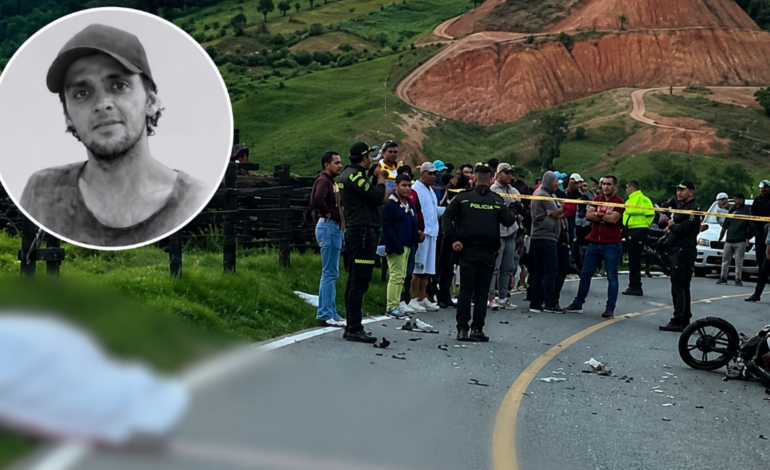 Escena del accidente de motocicleta ocurrido en Belmira donde falleció el cejeño Elkin Mauricio López.